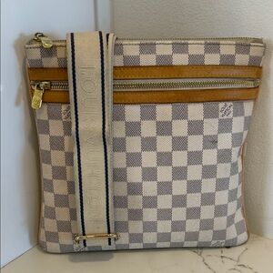 Louis Vuitton Crossbody